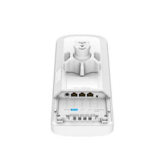 Reyee 5GHz {RG-EST450G},  PTMP 15 dBi, with 120° Built-in Antenna 3 x GE Ports
